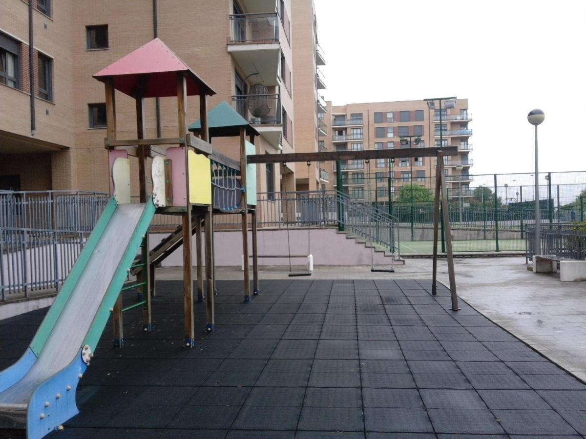 Piso Con Vistas En Urbanizacion Con Piscina Santander Buitenkant foto